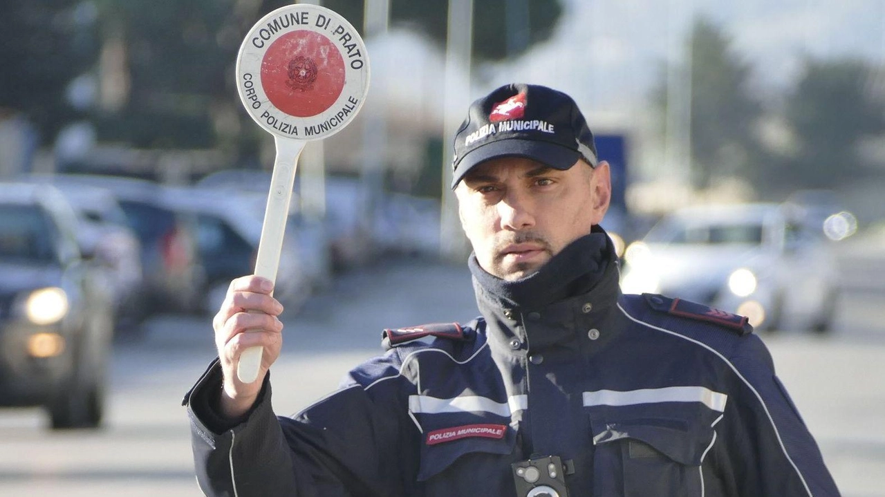 C’è tempo fino alle 23,59 di domenica 27 aprile per presentare le domande di ammissione ai tre concorsi pubblici indetti dal Comune di Prato