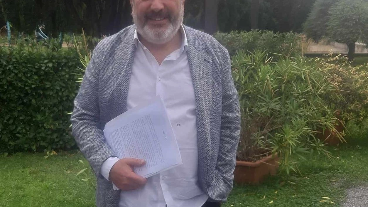 L’ex vicesindaco Federico Gorbi allontana l’ipotesi di una scissione o di un passaggio all’opposizione,ma si riserva di presentare atti in autonomia L’ex vicesindaco Federico Gorbi allontana l’ipotesi di una scissione o di un passaggio all’opposizione,ma si riserva di presentare atti in autonomia