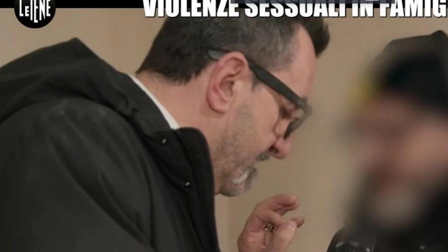 Un 53enne di Sansepolcro è stato protagonista di un episodio di violenza dopo che gli era stato notificato il divieto... Un 53enne di Sansepolcro è stato protagonista di un episodio di violenza dopo che gli era stato notificato il divieto...