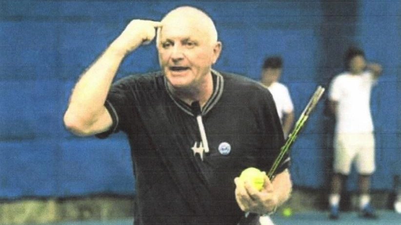 "Il coaching emozionale nel tennis": è il nuovo libro del maestro Alberto Castellani. Sarà presentato domani alle 18.30 al Tennis... "Il coaching emozionale nel tennis": è il nuovo libro del maestro Alberto Castellani. Sarà presentato domani alle 18.30 al Tennis...