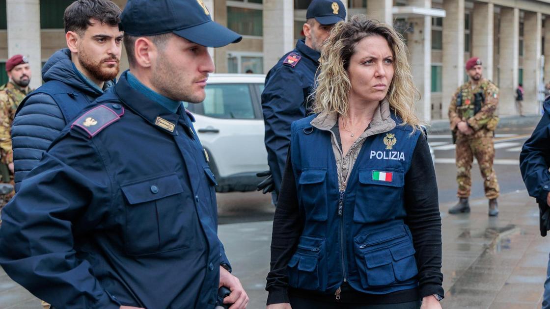 https://www.lanazione.it/image-service/view/acePublic/alias/contentid/OWEzYzlkMDctMzRmYS00/0/punse-tre-donne-con-la-siringa-baroncini-resta-ai-domiciliari-disposto-il-giudizio-immediato.jpeg?f=16:9&w=1200&h=630