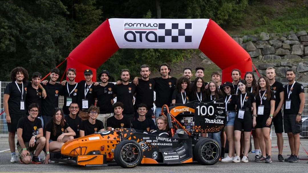 L'E-Team Squadra Corse UniPi L'E-Team Squadra Corse UniPi