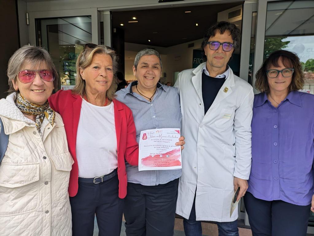 Adotta la mamma e il bebè. Via alla raccolta in farmacia