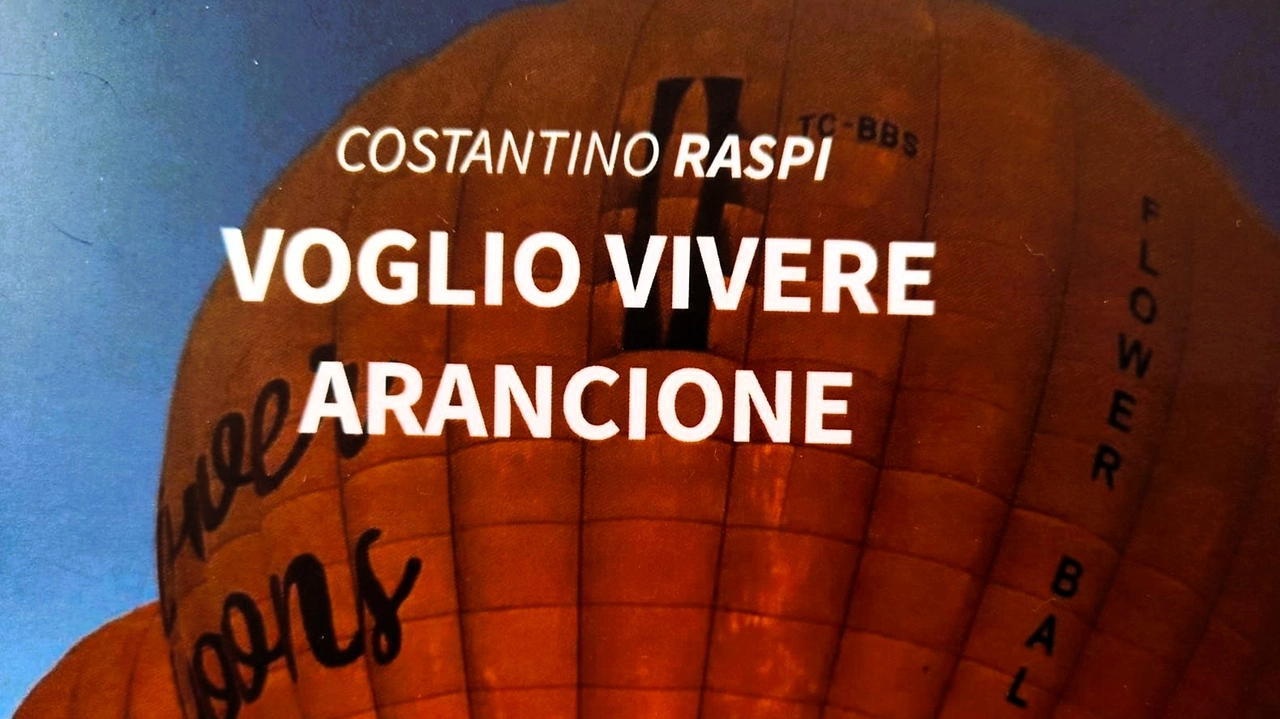 Costantino Raspi presenta “Voglio vivere arancione”, sabato alla Gipsoteca universitaria