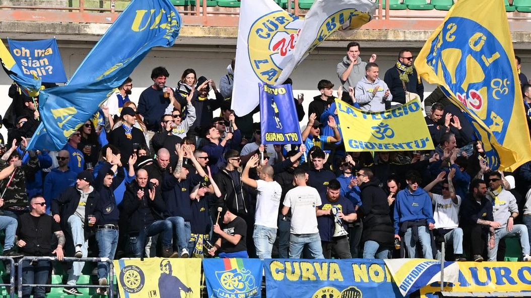 La Carrarese confida molto nel supporto dei suoi tifosi nella delicata partita interna contro il Bari