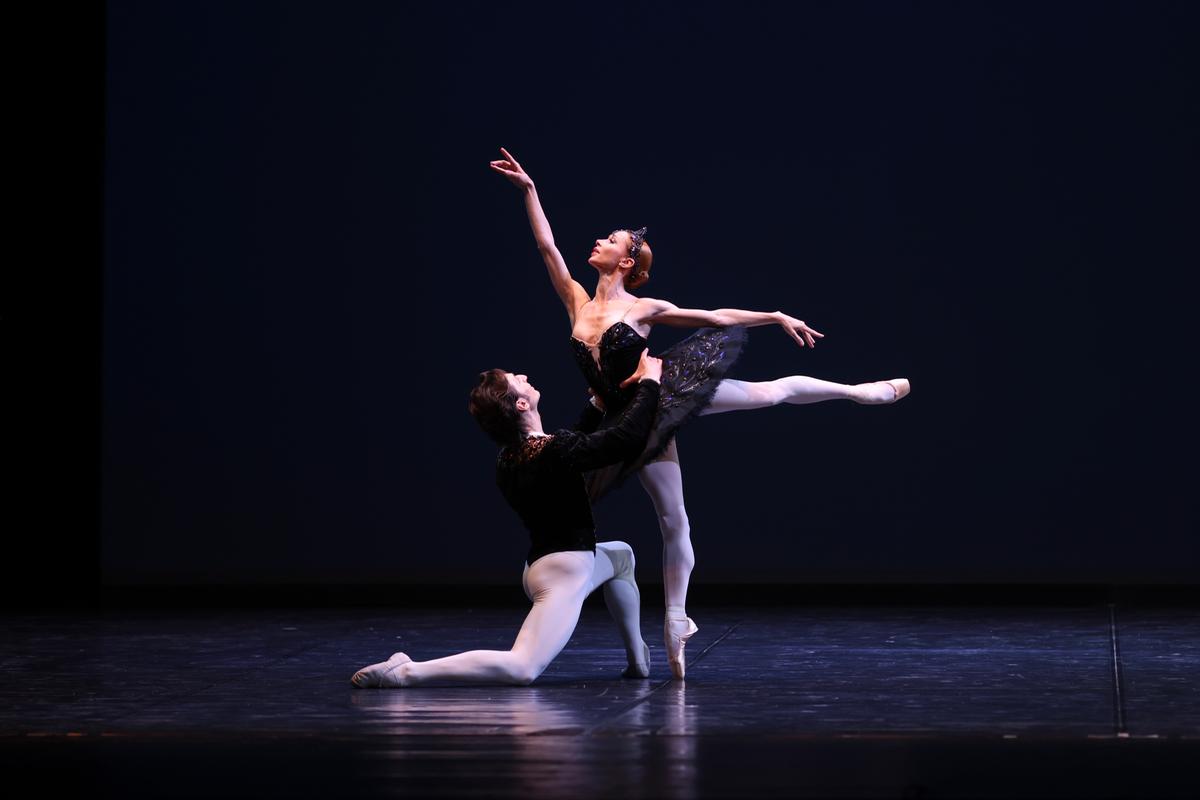 diamanti le stelle del balletto danzano a cortona
