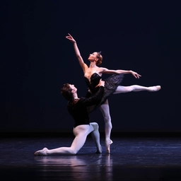Diamanti: le stelle del balletto danzano a Cortona