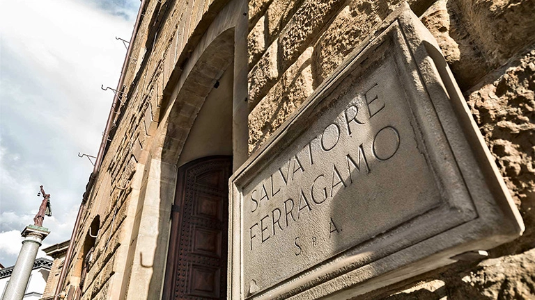 L'azienda Salvatore Ferragamo L'azienda Salvatore Ferragamo
