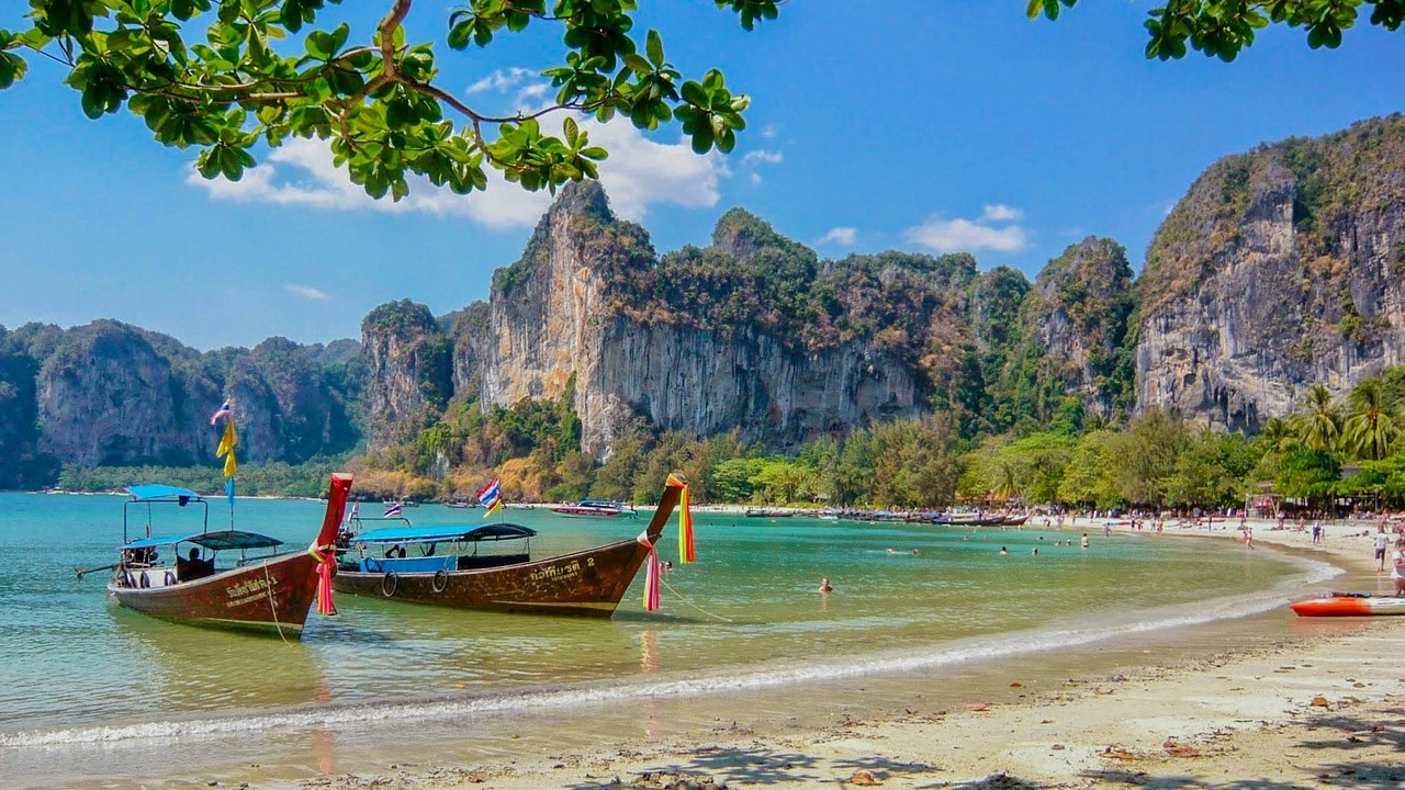 Thailandia, una delle mete preferite dai fiorentini per l'estate 2025 Thailandia, una delle mete preferite dai fiorentini per l'estate 2025