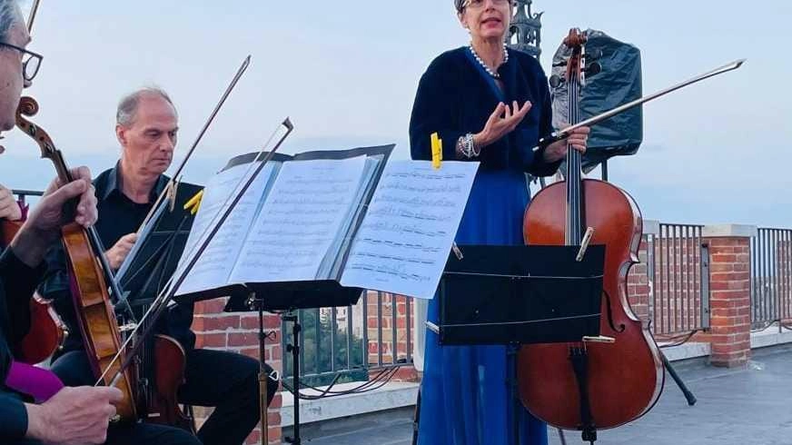 Sabato e domenica alle 6.30 UmbriaEnsemble festeggia la famiglia Mozart Sabato e domenica alle 6.30 UmbriaEnsemble festeggia la famiglia Mozart