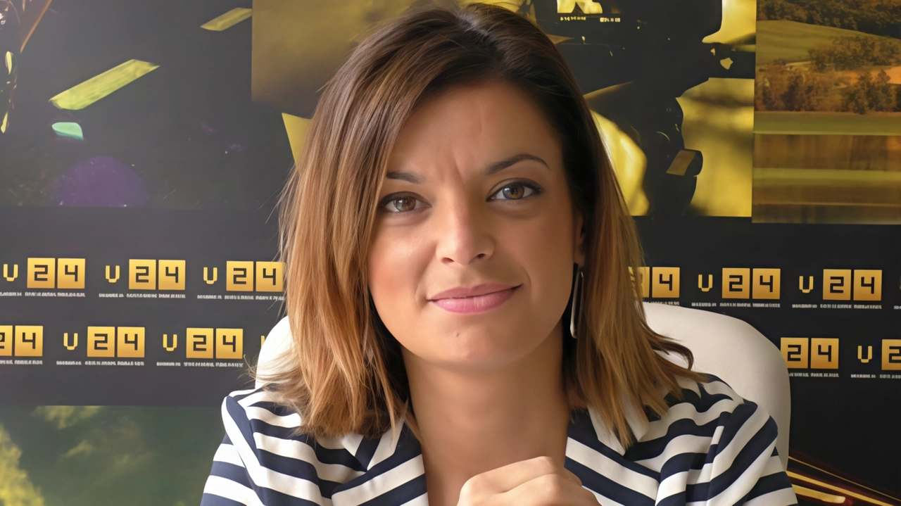 Elisa Bertini, capogruppo del Partito Democratico a Montevarchi, insieme ai consiglieri comunali del PD all’attacco sul fronte dell’aumento della Tari Elisa Bertini, capogruppo del Partito Democratico a Montevarchi, insieme ai consiglieri comunali del PD all’attacco sul fronte dell’aumento della Tari