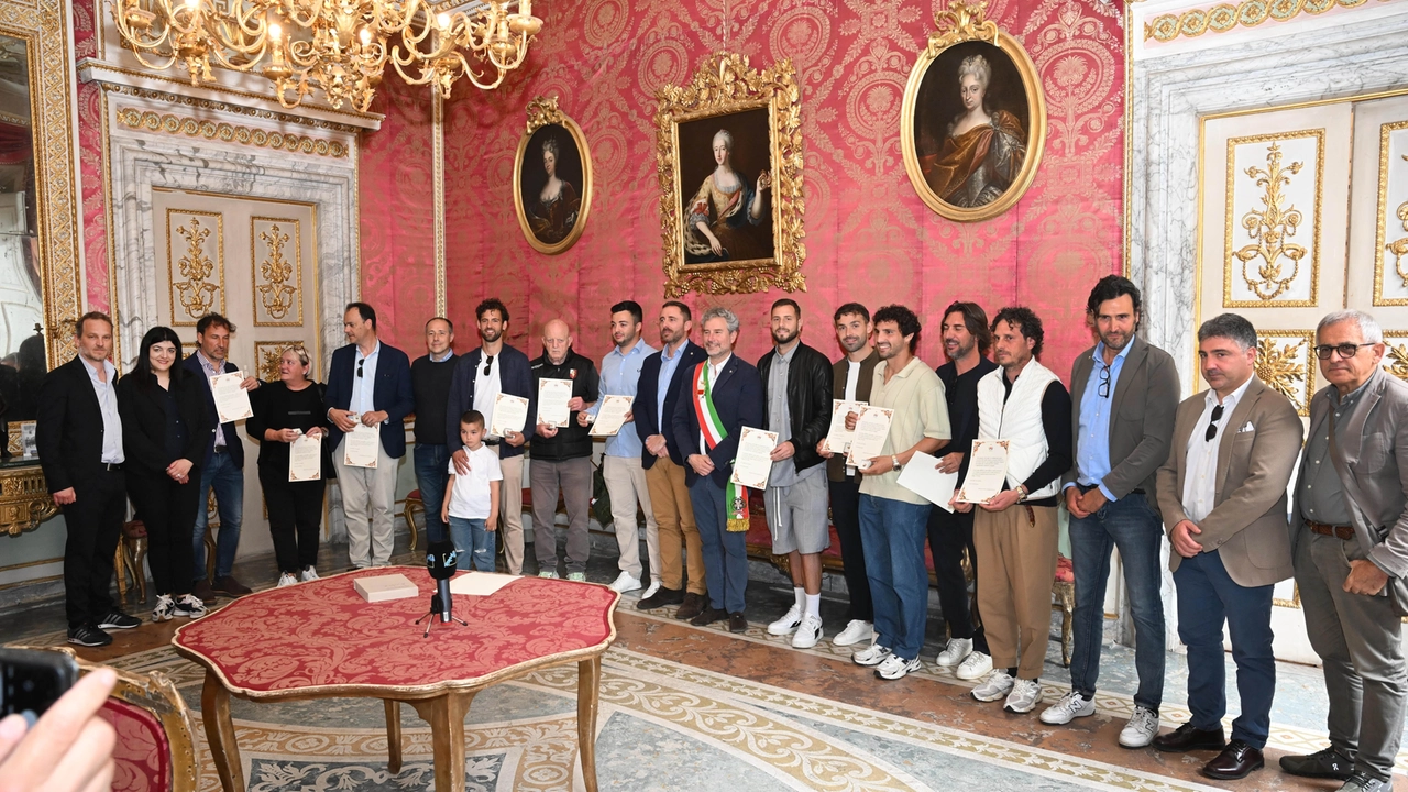 The Lucchese received in the Municipality (Alcide)