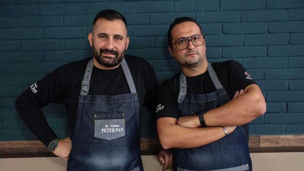 Il bar ristorantino Peter Pan, in traversa IV di viale Castracani, compie 20 anni e festeggia questo fantastico traguardo assieme... Il bar ristorantino Peter Pan, in traversa IV di viale Castracani, compie 20 anni e festeggia questo fantastico traguardo assieme...