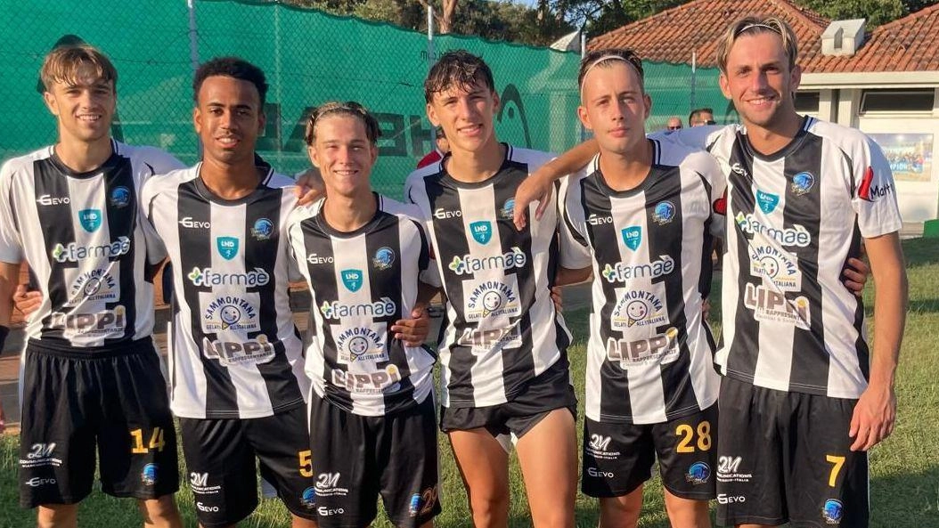 Il Viareggio Beach Soccer venerdì sera è stato anche più forte dell’emergenza, aprendo il suo trittico di partite a Tirrenia...