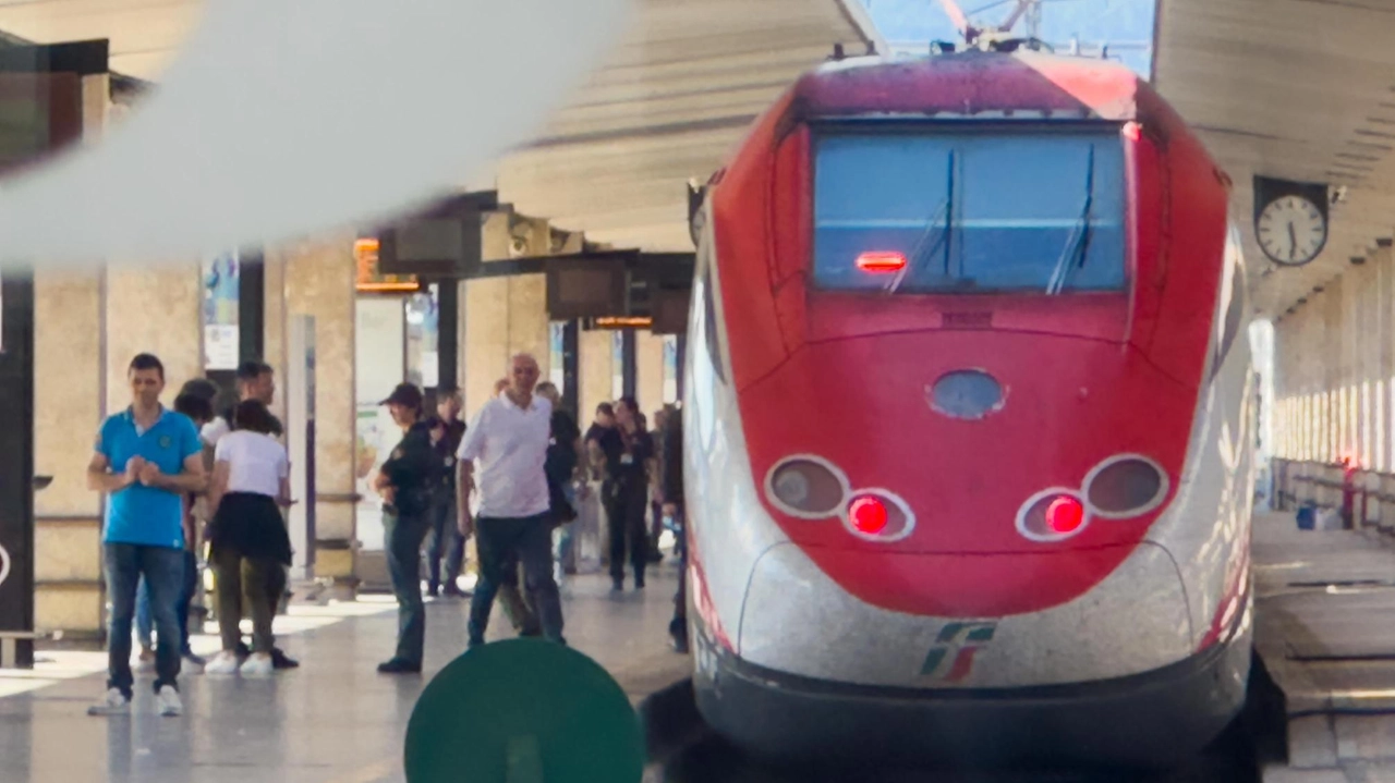 Lavori sulla linea ferroviaria tra Firenze e Roma Lavori sulla linea ferroviaria tra Firenze e Roma