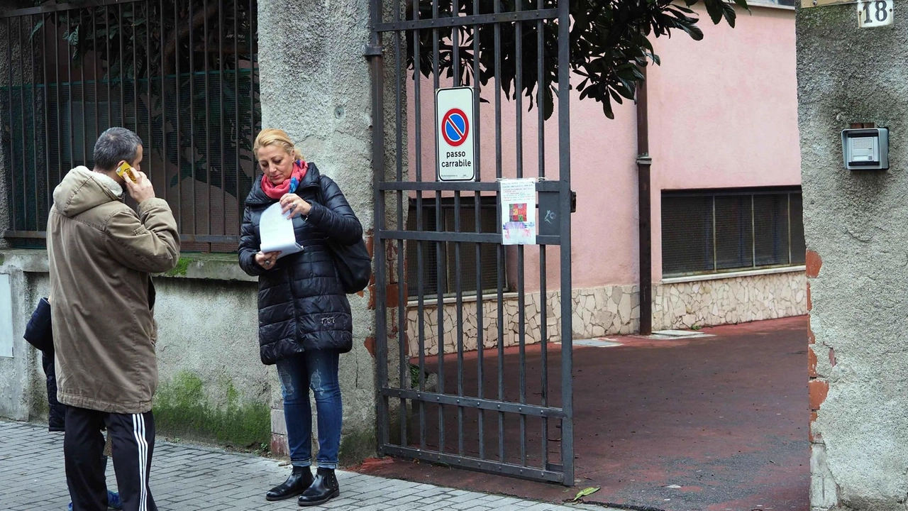 L’edificio dell’ex scuola materna di via Firenze, dove verrà realizzato un ostello L’edificio dell’ex scuola materna di via Firenze, dove verrà realizzato un ostello