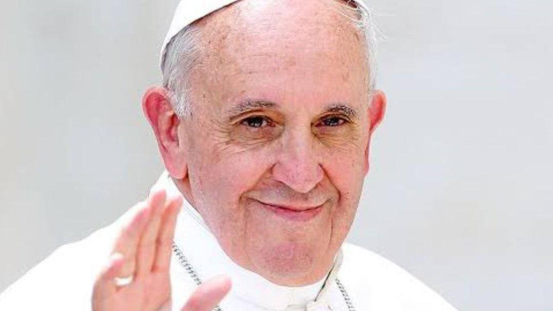 rimanere sulla scia di francesco i grossetani chiedono continuità un papa come lui della gente 
