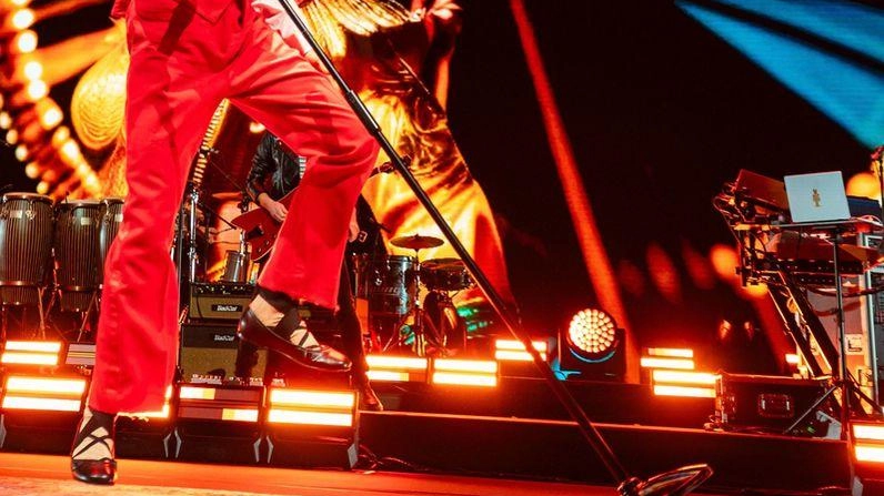Lorenzo Cherubini con il suo PalaJova 2025 farà otto concerti al Mandela Forum