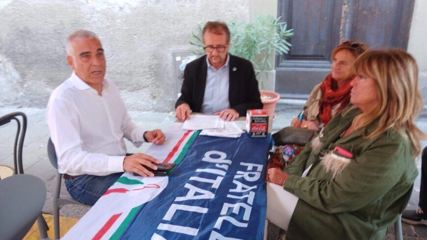 Da sinistra il consigliere regionale Diego Petrucci con Maurizio Nerini Da sinistra il consigliere regionale Diego Petrucci con Maurizio Nerini
