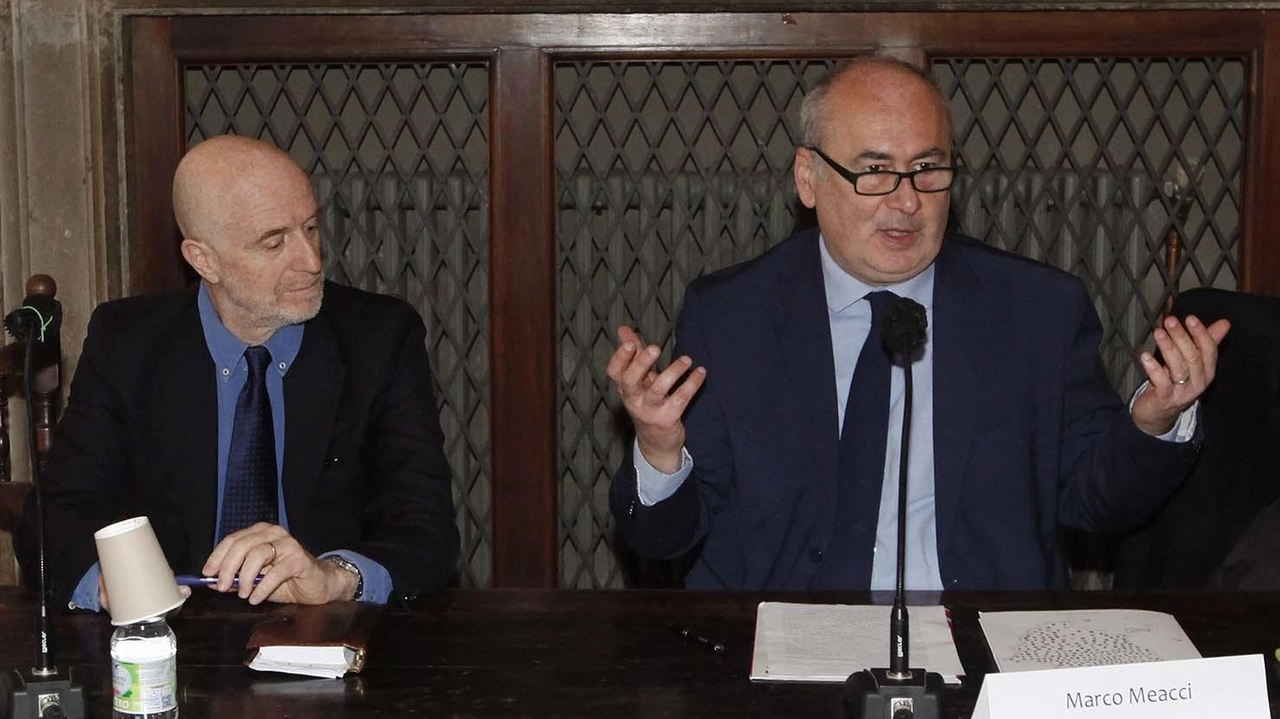 Il presidente del Corecom Marco Meacci. ha presentato il servizio della conciliazione offerto gratuitamente ai cittadini che hanno bisogno di contestare bollette nei confronti delle compagnie telefoniche