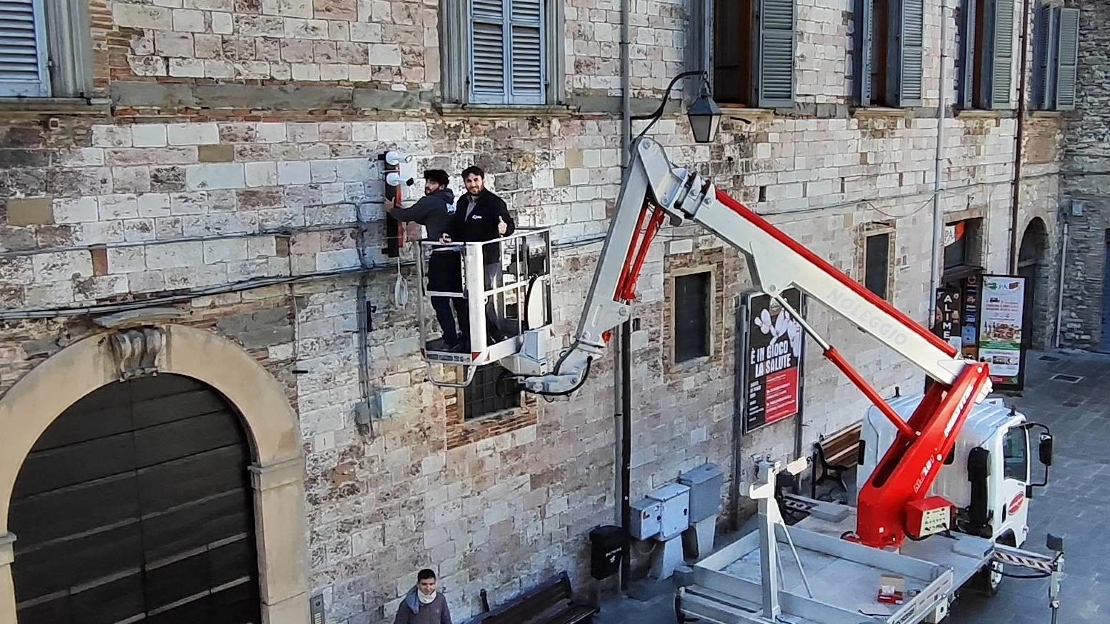 Gubbio, in arrivo nuove telecamere. Più sicurezza in centro storico