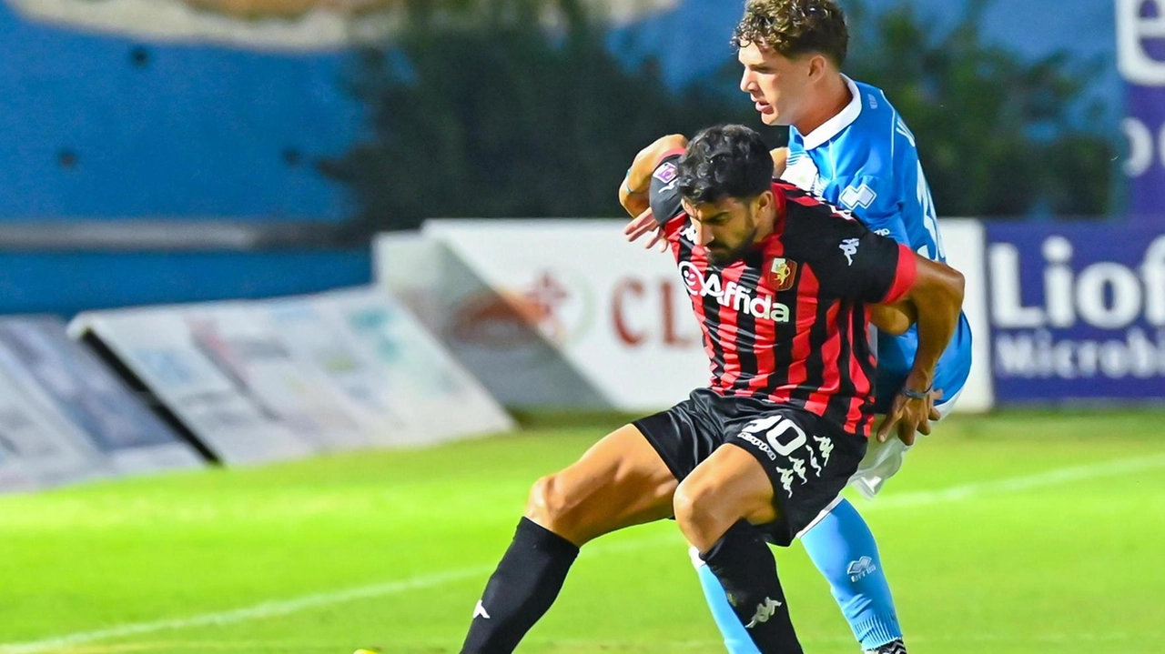 Costantino a Ferrara ha segnato il suo primo gol con la Lucchese e il primo della partita (Alcide) Costantino a Ferrara ha segnato il suo primo gol con la Lucchese e il primo della partita (Alcide)