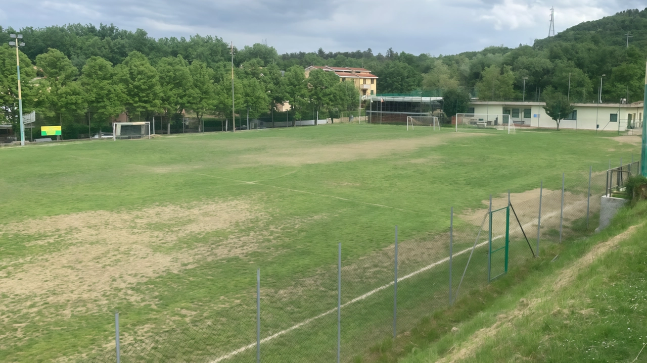 Il progetto per il nuovo campo da calcio all’impianto Neri. vale 880mila euro Il progetto per il nuovo campo da calcio all’impianto Neri. vale 880mila euro