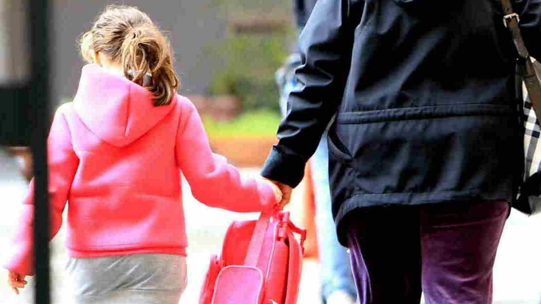 La struttura sarà ancora gestiita dall’associazione “Donne contro la guerra“ ritenuta idonea dal gruppo tecnico del Comune La struttura sarà ancora gestiita dall’associazione “Donne contro la guerra“ ritenuta idonea dal gruppo tecnico del Comune