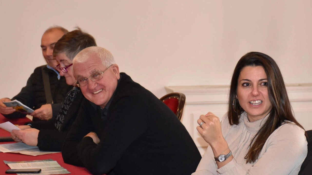 La conferenza di presentazione delle due nuove rassegne che andranno in scena al teatro degli Illuminati La conferenza di presentazione delle due nuove rassegne che andranno in scena al teatro degli Illuminati