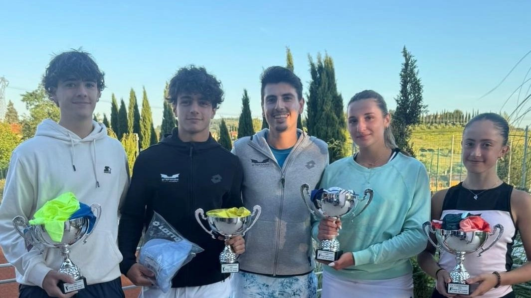Vincitori e finalisti del torneo Stefanini Vincitori e finalisti del torneo Stefanini