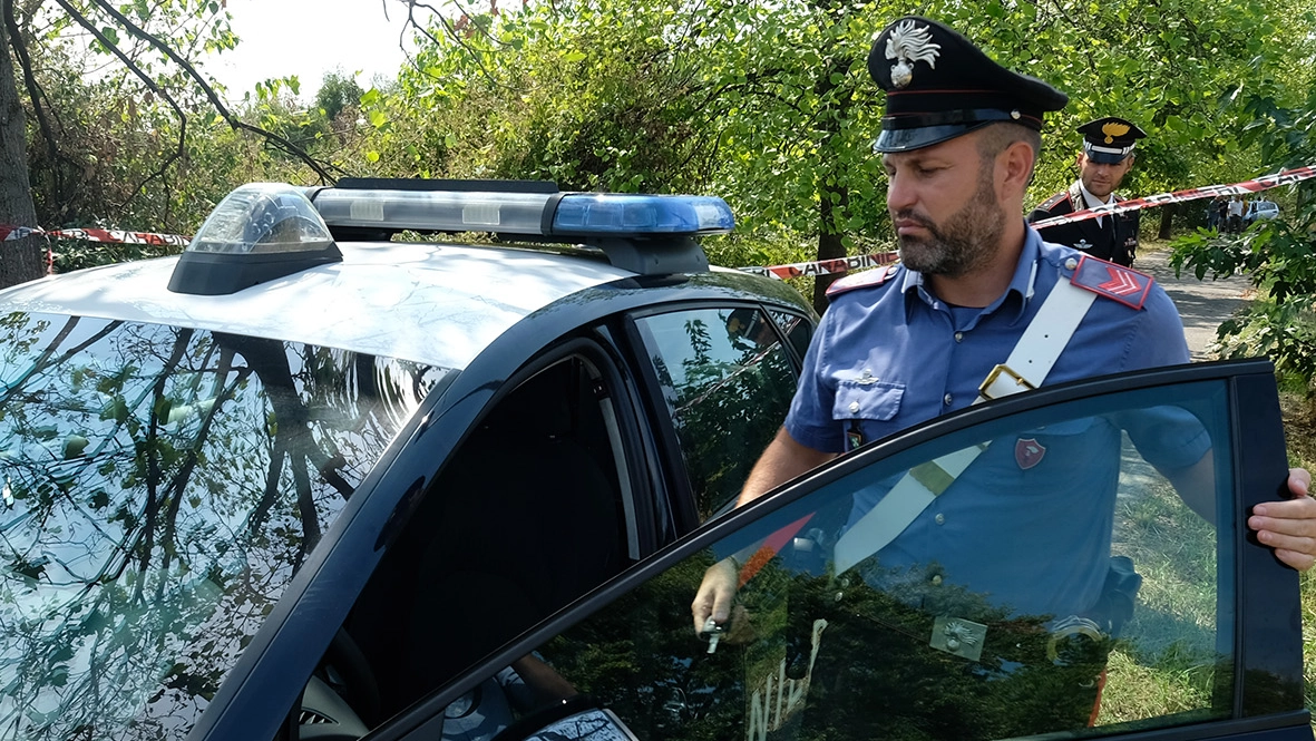 Carabinieri al lavoro Carabinieri al lavoro