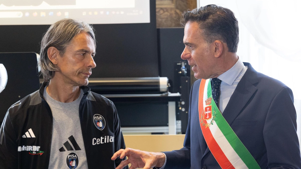 Il sindaco Conti a colloquio con Inzaghi (fotoservizio Del Punta per Valtriani) Il sindaco Conti a colloquio con Inzaghi (fotoservizio Del Punta per Valtriani)