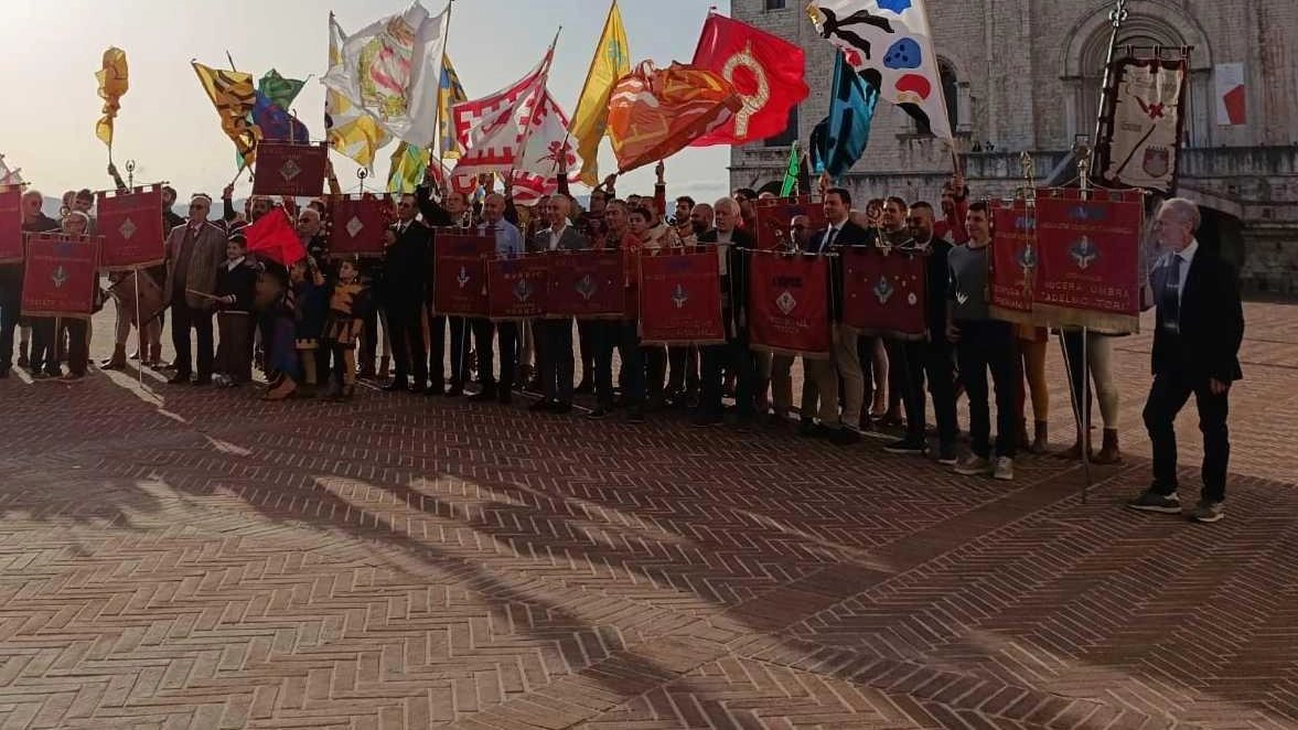 La Festa del donatore di Avis Gubbio ha celebrato il suo 70° anniversario con convegni, sfilata e liturgia. Assemblea dei soci e consegna delle medaglie hanno chiuso l'evento. La Festa del donatore di Avis Gubbio ha celebrato il suo 70° anniversario con convegni, sfilata e liturgia. Assemblea dei soci e consegna delle medaglie hanno chiuso l'evento.