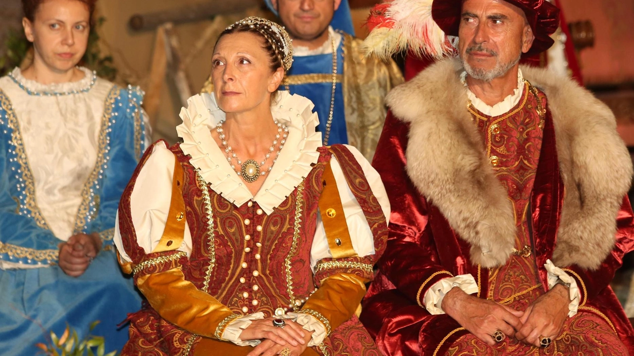 La manifestazione che rievoca l’arrivo di Isabella de’ Medici e Paolo Orsini a Cerreto nel XVI secolo è stata insignita del “Cerrino d’oro“ La manifestazione che rievoca l’arrivo di Isabella de’ Medici e Paolo Orsini a Cerreto nel XVI secolo è stata insignita del “Cerrino d’oro“