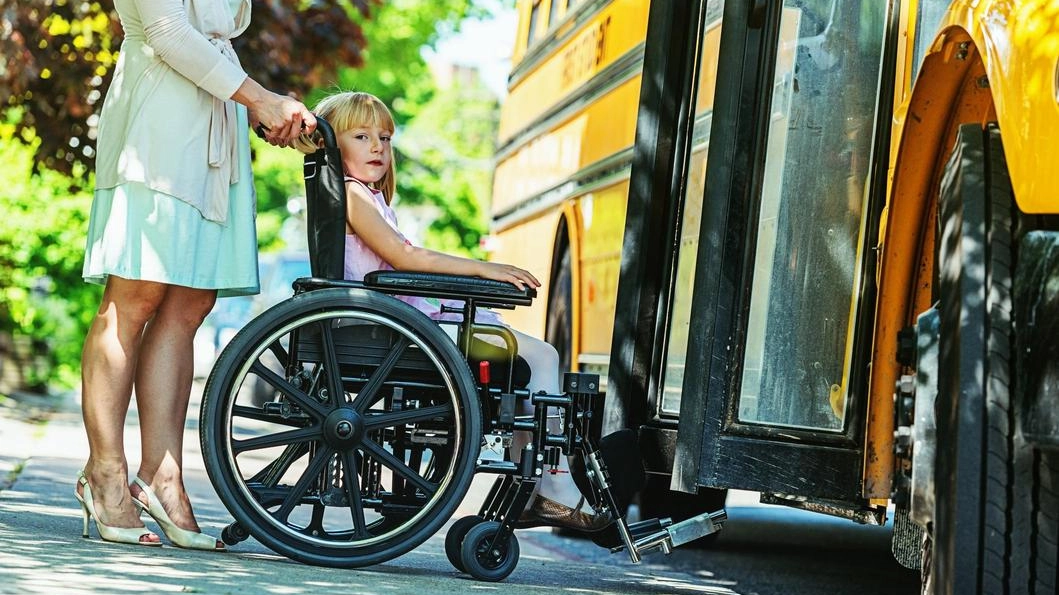 Per il trasporto degli studenti disabili meno fondi per la Misercordia Per il trasporto degli studenti disabili meno fondi per la Misercordia