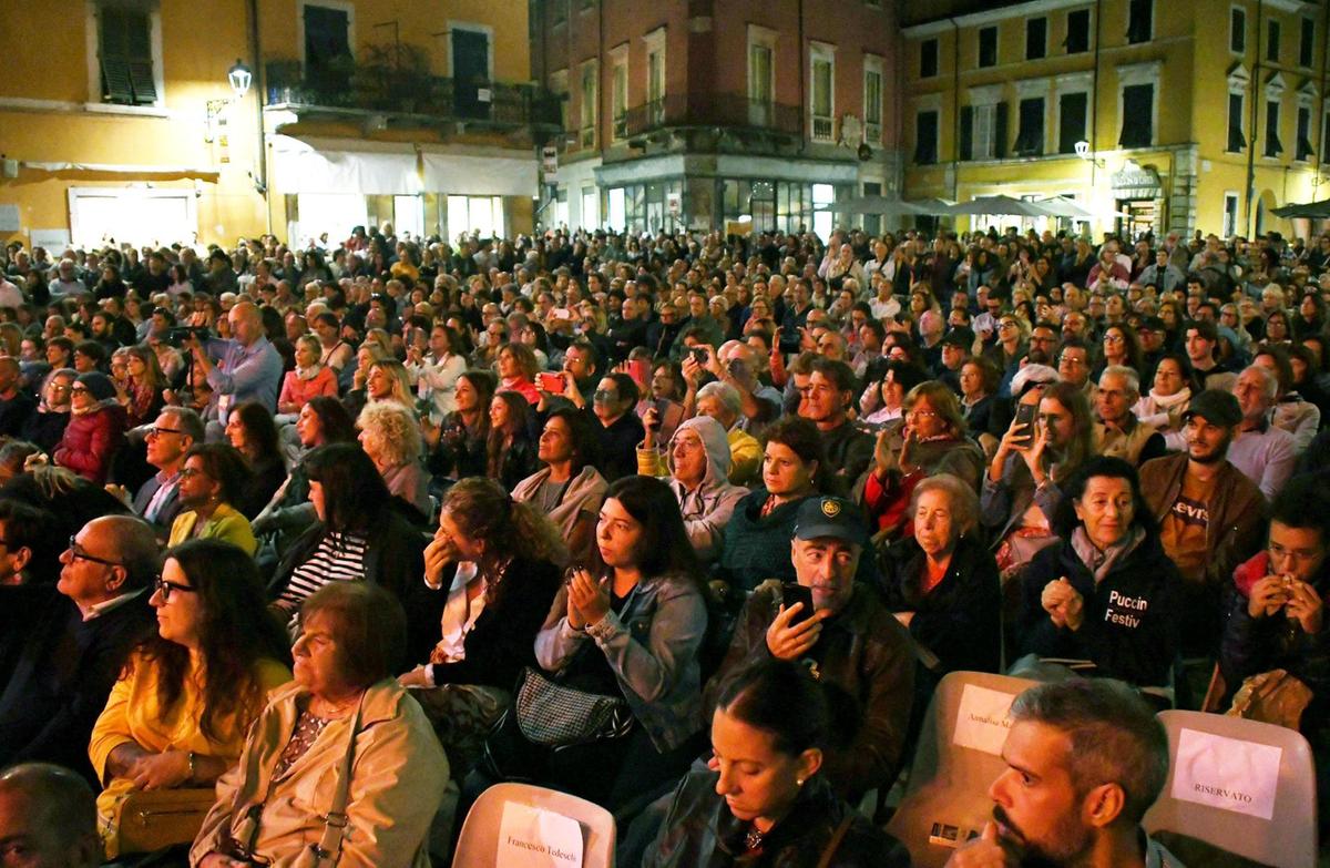 Il plurale della cultura. Edoardo Prati incanta nel suo viaggio in mare . L’amore per i classici