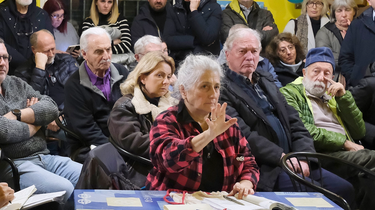 L'incontro nel febbraio dello scorso anno all'Arci Nave contro il progetto di via Navonella L'incontro nel febbraio dello scorso anno all'Arci Nave contro il progetto di via Navonella