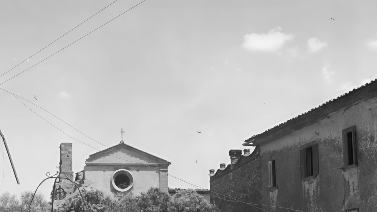 L’odierna Piazza don Alcide Lazzeri a Civitella nel luglio del 1944 L’odierna Piazza don Alcide Lazzeri a Civitella nel luglio del 1944