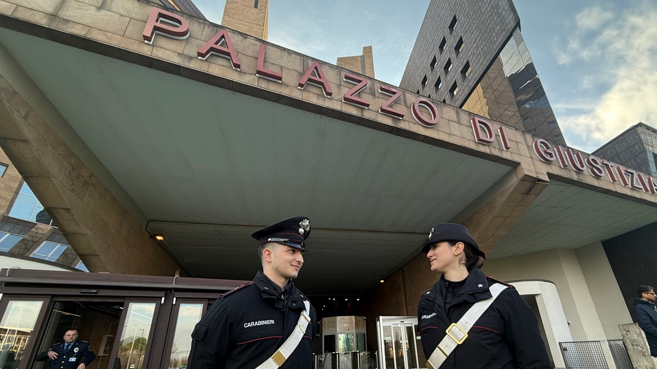 Al Tribunale di Firenze il processo per lo stupro di gruppo avvenuto a Impruneta nel 2022. In 3 sono stati condannati Al Tribunale di Firenze il processo per lo stupro di gruppo avvenuto a Impruneta nel 2022. In 3 sono stati condannati