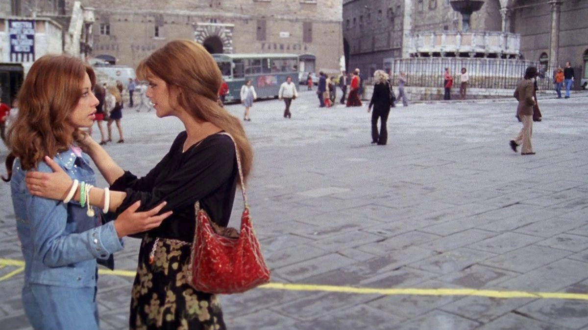 Il PerSo - Perugia Social Film Festival celebra 10 anni con un'edizione ricca di eventi e ospiti internazionali. Il tema "Cinema macchina di pace" guiderà le proiezioni e gli approfondimenti dal 27 settembre al 9 ottobre, con anteprime e restauri di film legati alla città. Il PerSo - Perugia Social Film Festival celebra 10 anni con un'edizione ricca di eventi e ospiti internazionali. Il tema "Cinema macchina di pace" guiderà le proiezioni e gli approfondimenti dal 27 settembre al 9 ottobre, con anteprime e restauri di film legati alla città.