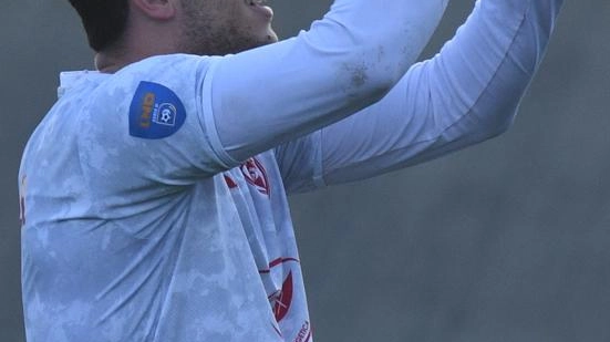 L’allenatore Bucchi punta ancora sul tridente anche se deve rinunciare a Cianci e Guccione per squalifica. Venturi in vantaggio per la porta, Iaccarino verso un posto da titolare, Gilli-Chiosa al centro della difesa.