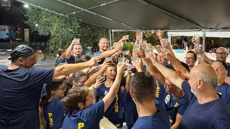 L’associazione culturale Rione Dore e la Pro Loco di Fognano hanno ricevuto un attestato dalla Regione Toscana per la loro... L’associazione culturale Rione Dore e la Pro Loco di Fognano hanno ricevuto un attestato dalla Regione Toscana per la loro...
