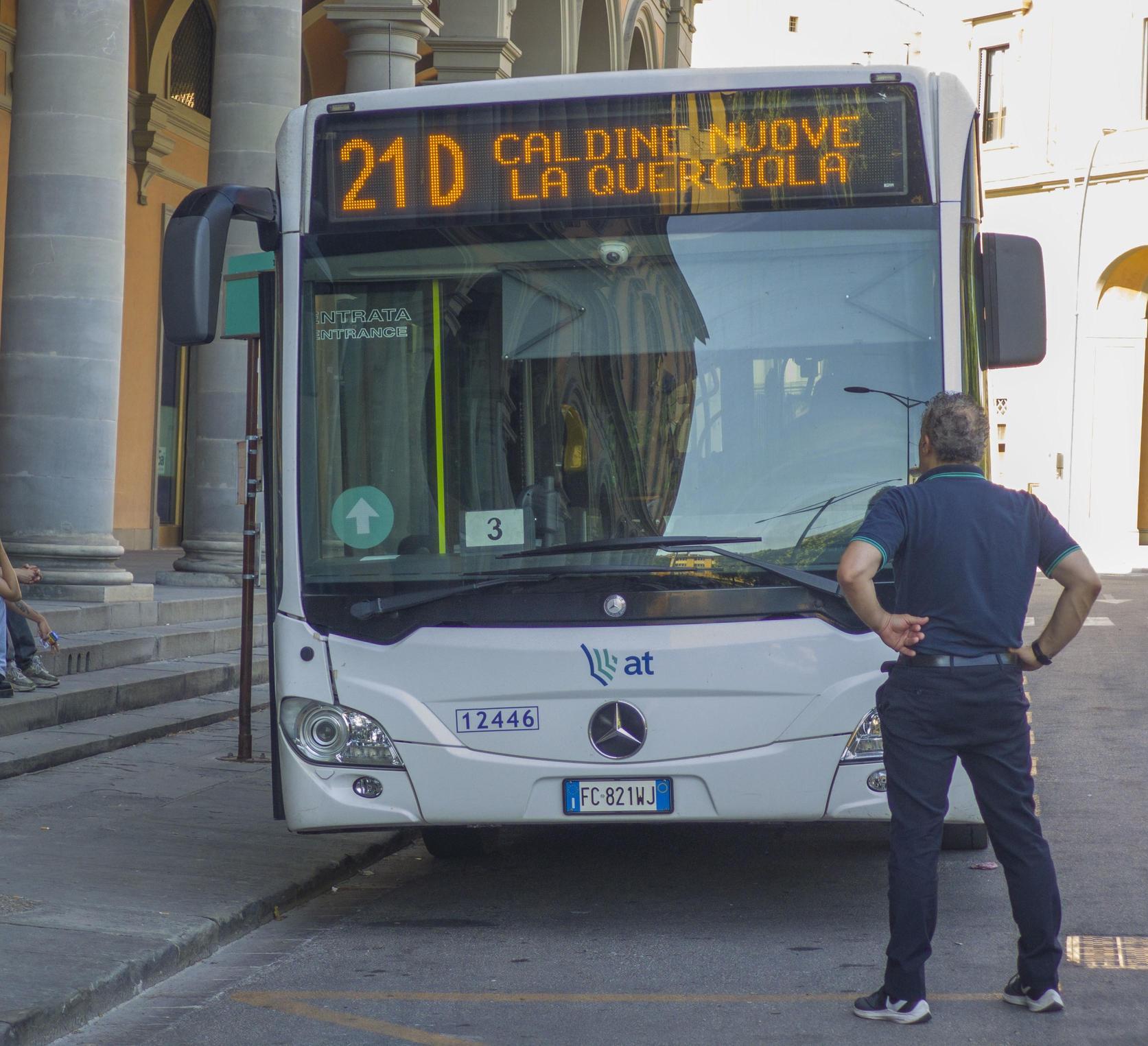 Ombre sul nuovo capolinea del bus: "Corse saltate, disagi per gli alunni"