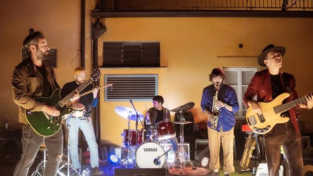 Buonamici Sunday Session si apre domani con il cantautore Andrea Biagioni