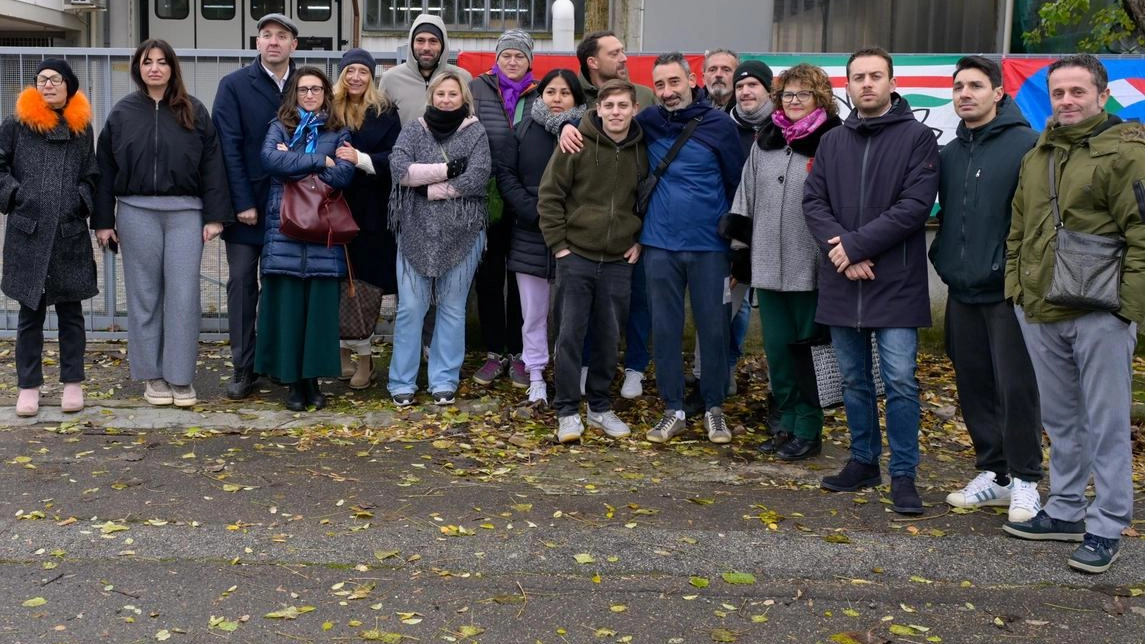 La storica azienda di Vallina avvia licenziamenti per crisi moda. Sindacati e Comune cercano soluzioni alternative. La storica azienda di Vallina avvia licenziamenti per crisi moda. Sindacati e Comune cercano soluzioni alternative.