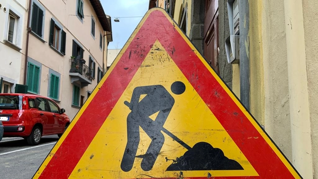 Vanno avanti i lavori in via Cavour Vanno avanti i lavori in via Cavour