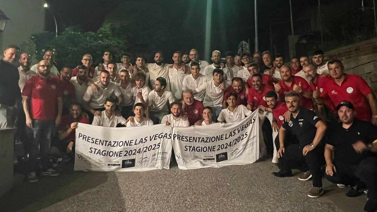 Entusiasmo alle stelle per la squadra di «Terza». Dopo l’ottavo posto dello scorso anno, si punta a un campionato più «intrigante»: ora parola al campo Entusiasmo alle stelle per la squadra di «Terza». Dopo l’ottavo posto dello scorso anno, si punta a un campionato più «intrigante»: ora parola al campo