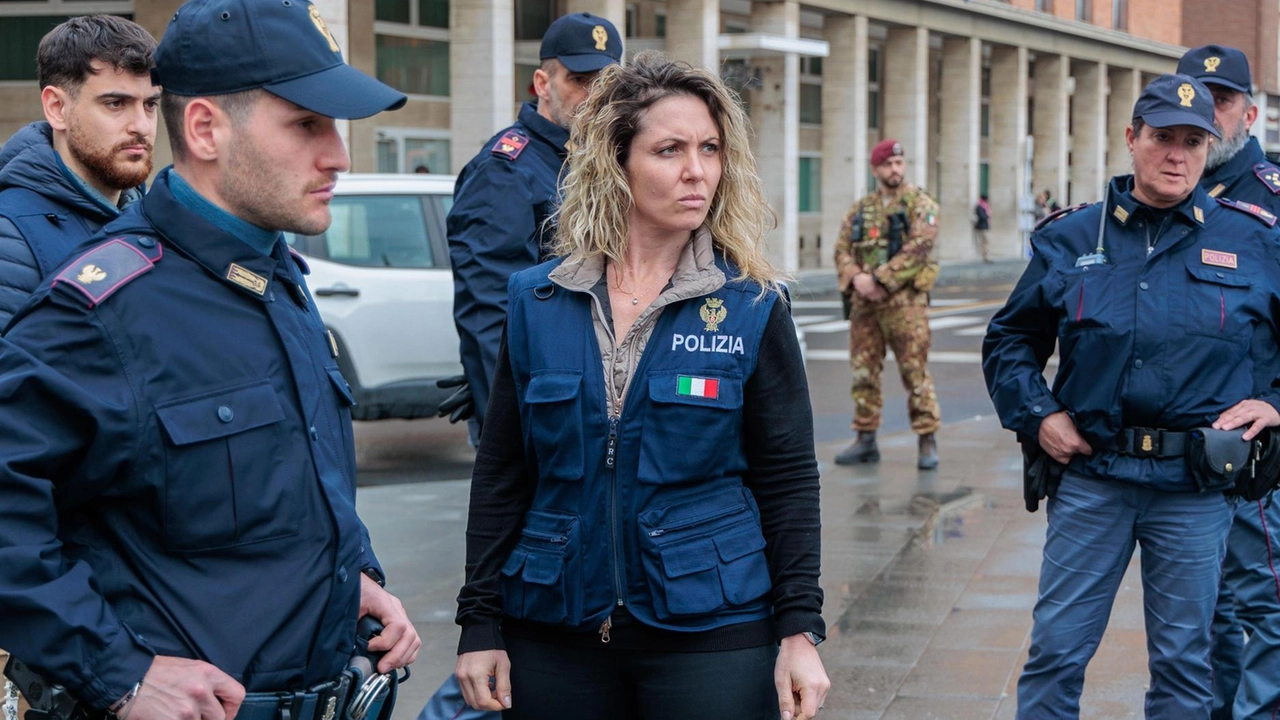 Le indagini sono state seguite dalla squadra mobile (. foto Del Punta per Valtriani Le indagini sono state seguite dalla squadra mobile (. foto Del Punta per Valtriani