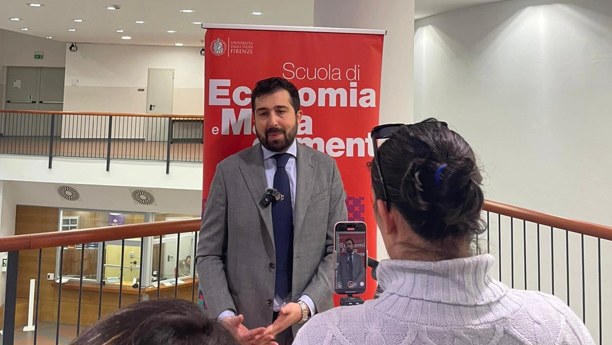 Le grandi aziende mettono a disposizione oltre 30 stage per gli aspiranti manager Le grandi aziende mettono a disposizione oltre 30 stage per gli aspiranti manager