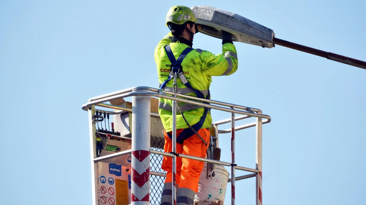 L’impianto era vecchio La nuova amministrazione ha provveduto a far inserire i salvavita in tutta la zona L’impianto era vecchio La nuova amministrazione ha provveduto a far inserire i salvavita in tutta la zona